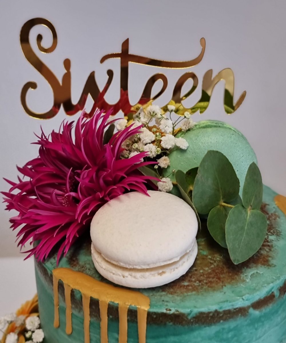 Sweet sixteen taart mint met goud