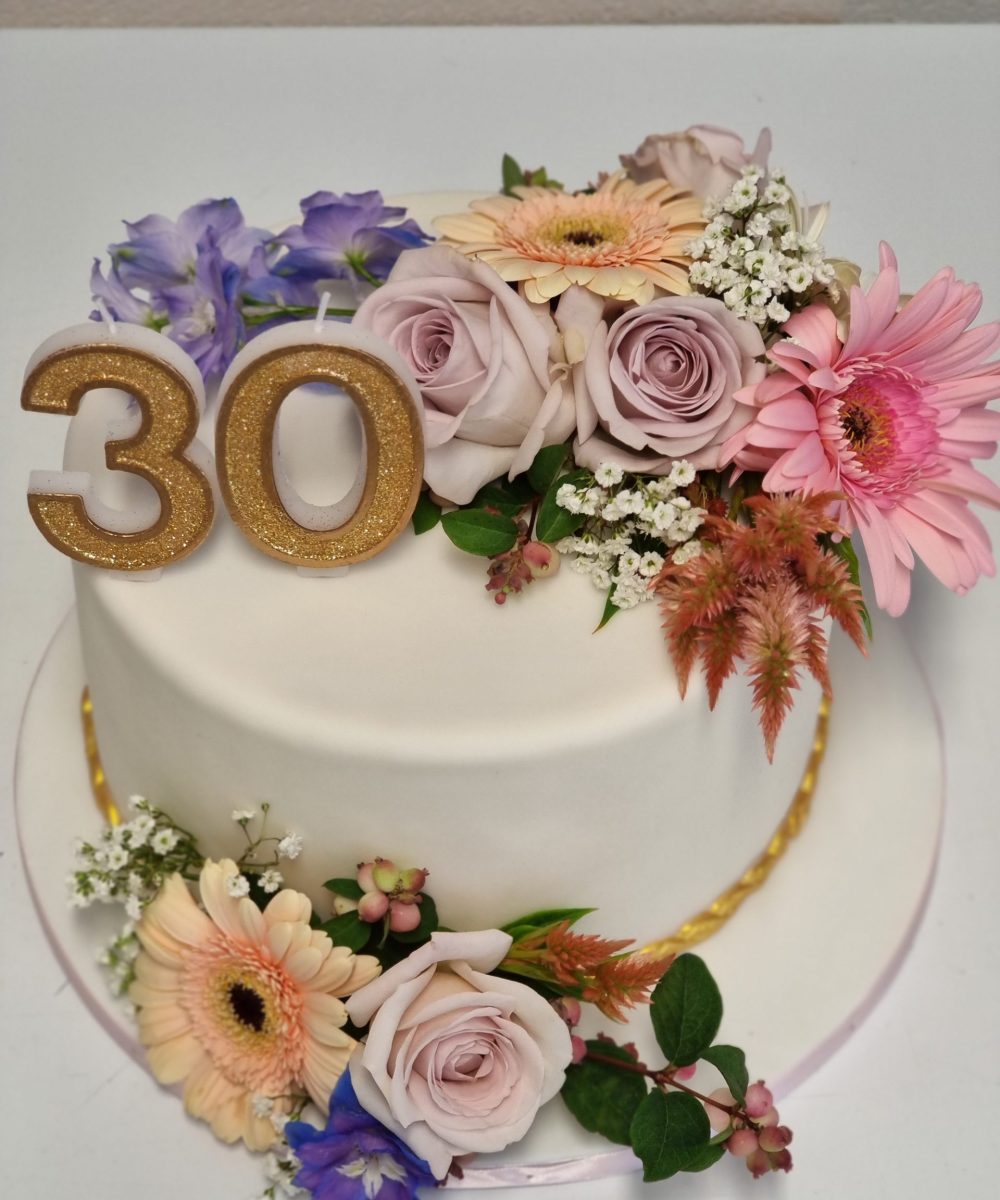 30 jaar taart met bloemen